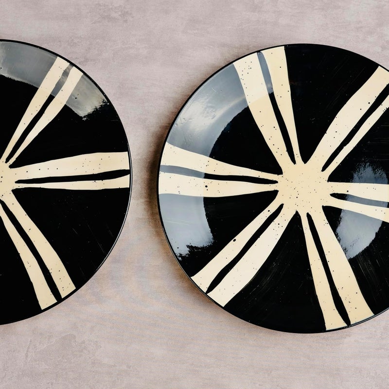 BLACKCARROT BlackCarrot Premium Durable Ceramic Plate Set of 2 Black and White Dining Table Set Ideal for Modern Homes Microwave Safe and Dishwasher Safe - Image 1