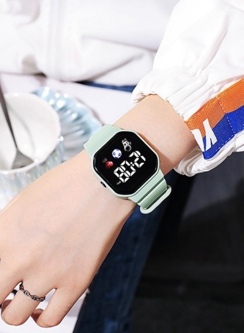 CHU DAI 1Pcs Kids Water Resistant Digital Watch(Green) - Image 2