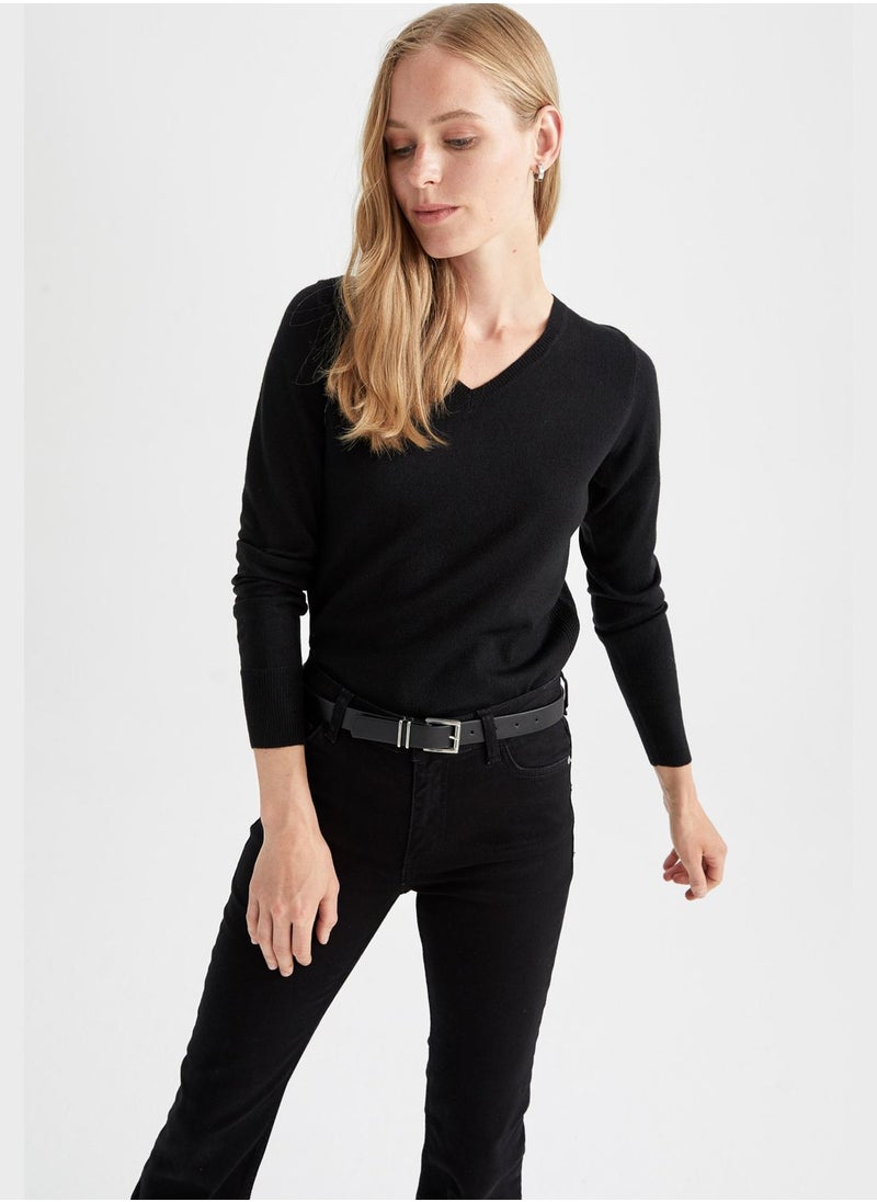 DeFacto - Basic V-Neck Sweater - Image 1