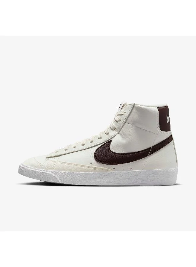 Nike Women's Blazer Mid '77 Shoes
