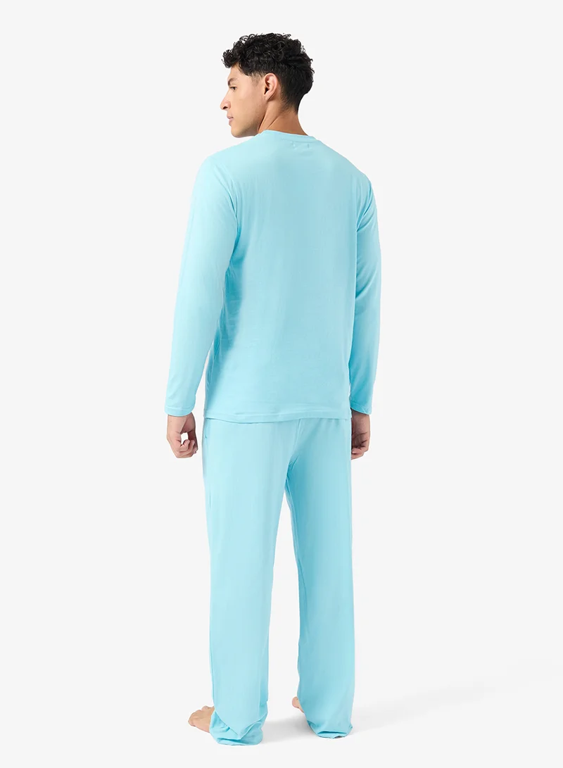 روبرت وود طقم بيجامة تي شيرت وبنطلون