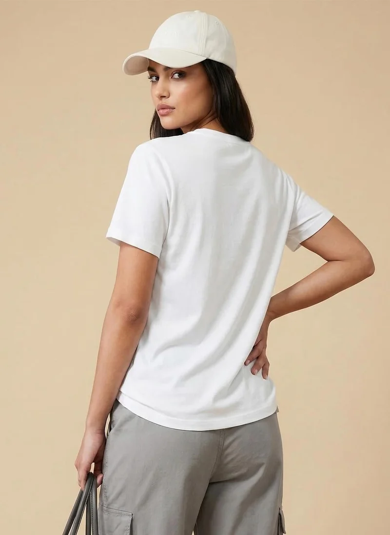 نوبيرو Nobero Women Graphic Printed T-shirt