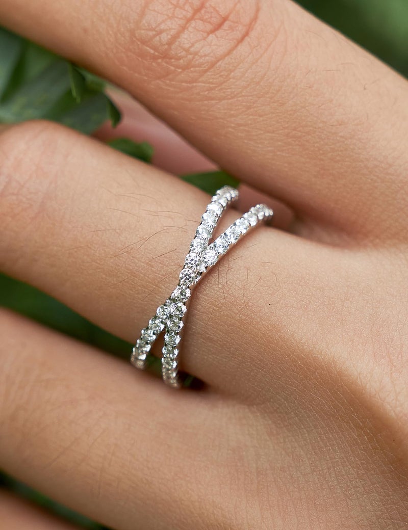 IMOLOVE Moissanite Wedding Band for Women, Criss Cross D Color VVS1 Moissanite Eternity Rings, Stackable Promise Ring for Engagement, Anniversary, Proposal Size 5 - Image 3