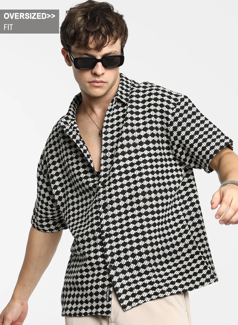 Campus Sutra Men's Midnight Black & Powder White Lozenge-Striped Oversized Shirt
