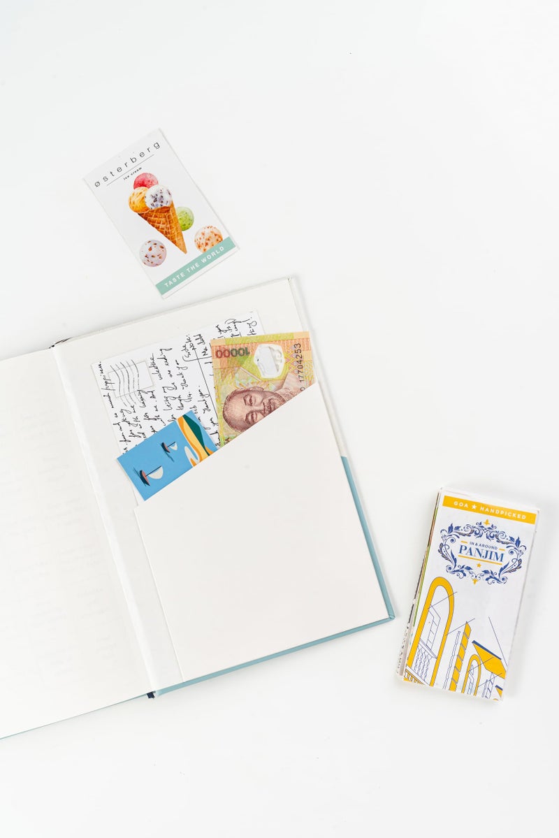 The Journal Lab My Travelogue Travel Journal Scrapbook for Adults & Kids; Travel Diary with Pockets, Space for Fun Prompts, Travel Memories; Best for Travel Gifts, 176 pages Road Trip - Image 2