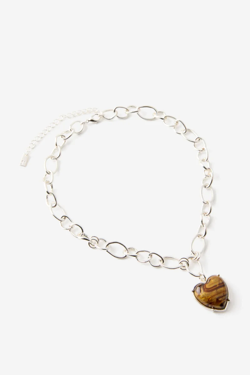Rubi Pendant Necklace