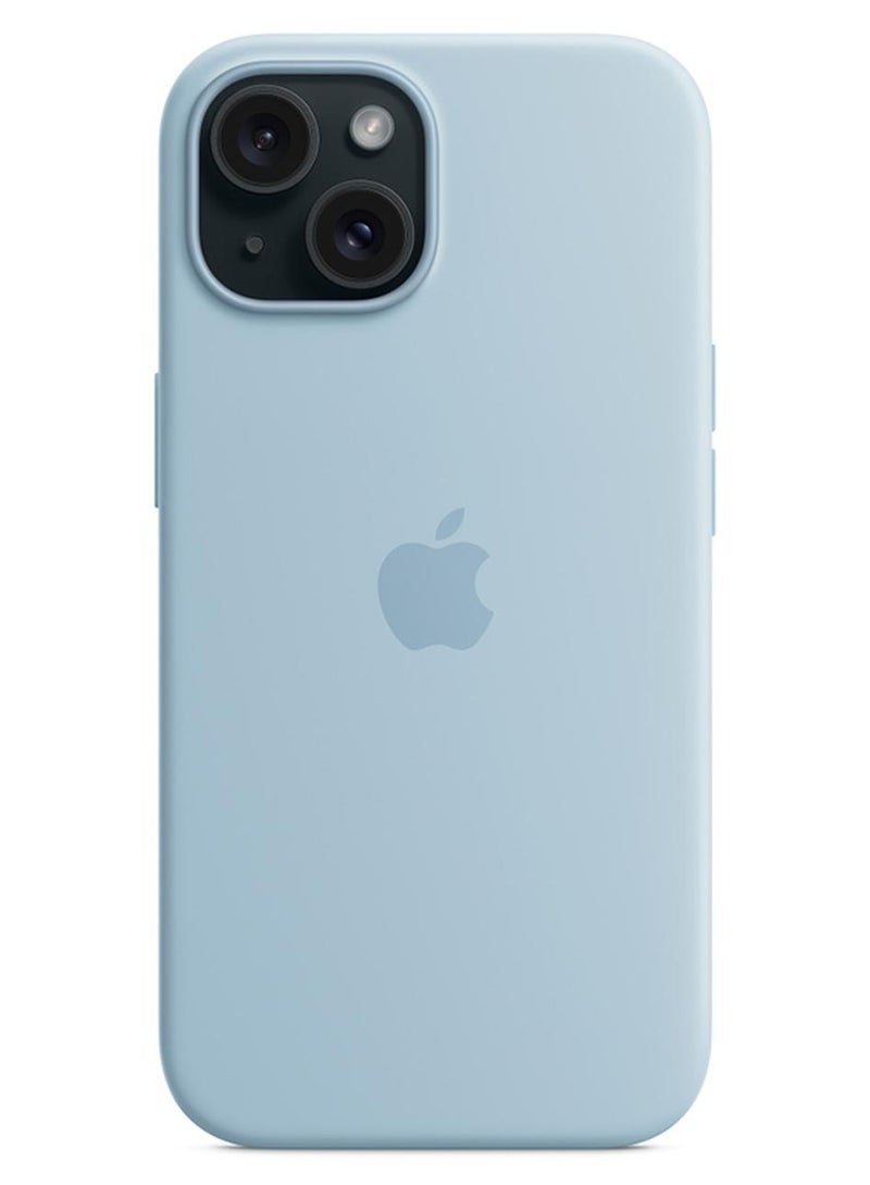 ابل  غطاء سيليكون لهاتف iPhone 15 مع MagSafe باللون الأزرق الفاتح - Image 1