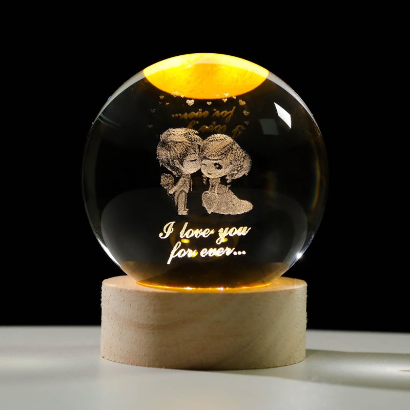 Arikyrist 3D Couple Doll Crystal Figurines Valentines Day Gift Crystal Ball Lamp with Wooden Light Base Laser Engraved Glass Sphere Home Decor