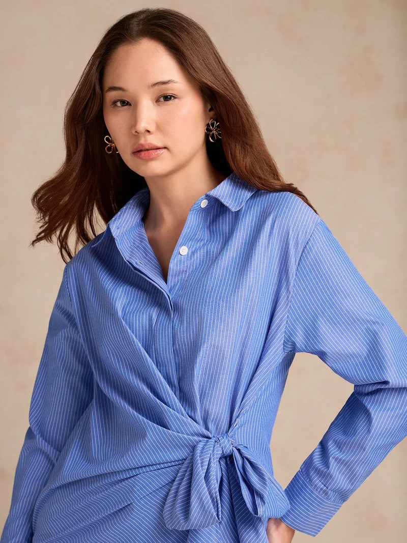 أوجيدر قميص أزرق بتفاصيل عقدة جانبية