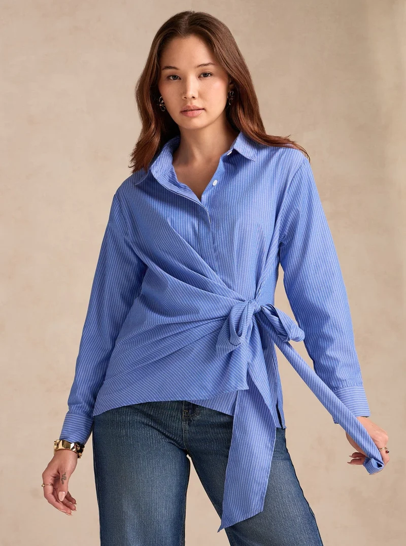 أوجيدر قميص أزرق بتفاصيل عقدة جانبية