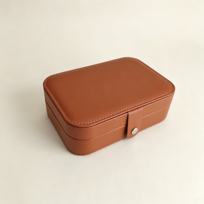 Travel-Friendly PU Leather Jewelry Box - Compact, Dustproof, Scratch-Resistant Organizer for Rings, Earrings, and Lipstick