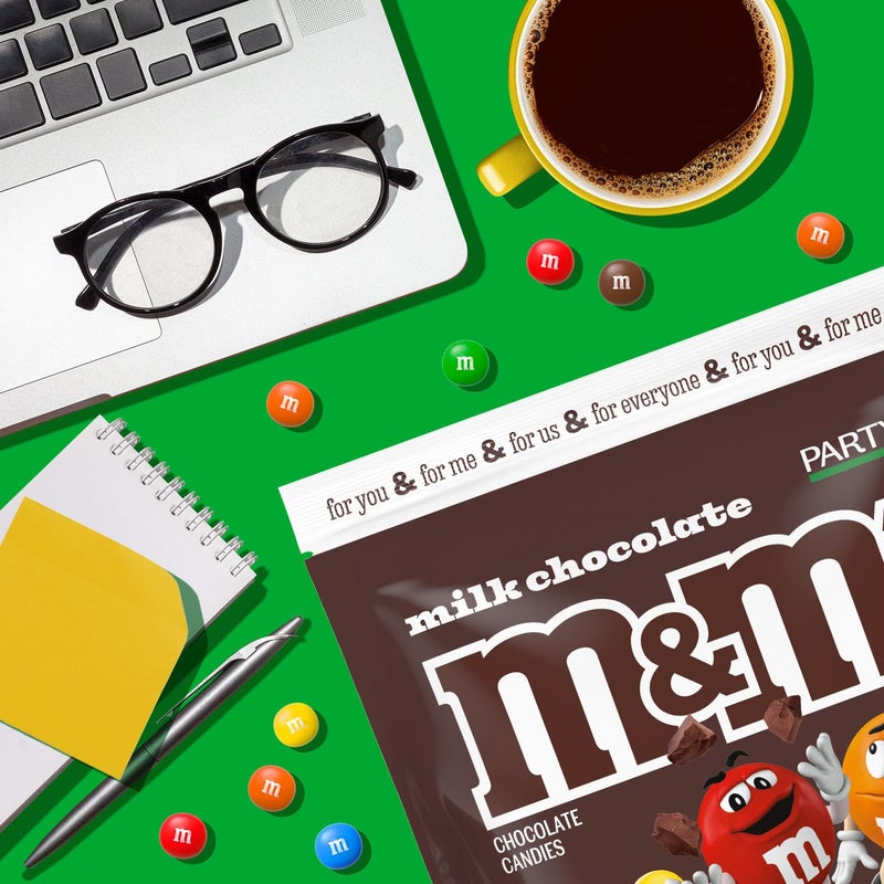 M&M'S Milk Chocolate Candy, Party Size, 38 oz Bag (Pack of 2) - Image 5
