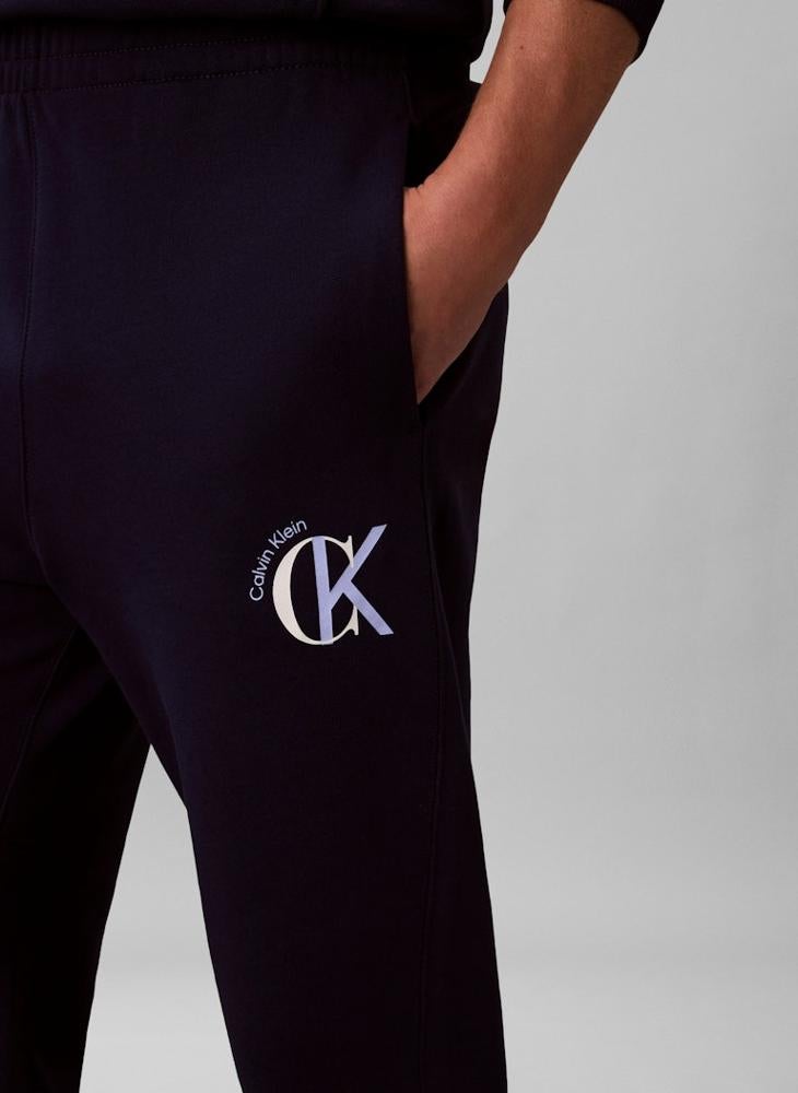 Calvin Klein Jeans Terry Graphic Jogger - Image 4