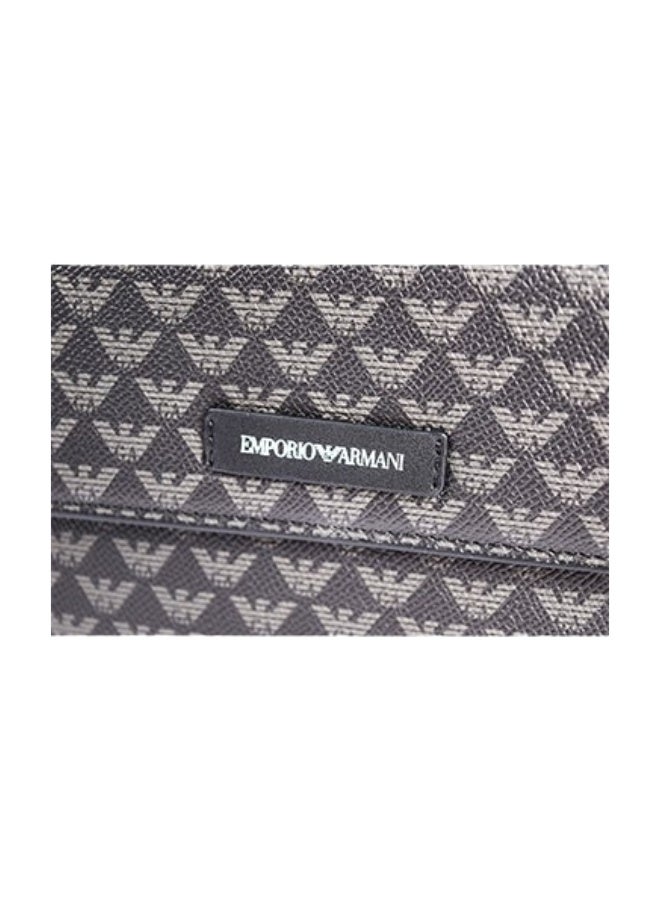 محفظة نسائية من إمبوريو أرماني مصنوعة من الجلد باللون الاسود - Image 3