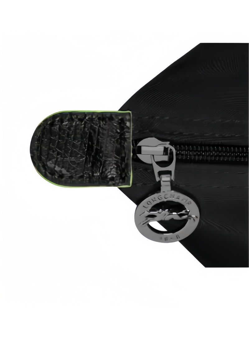 لونج شامب حقيبة نسائية كبيرة من لونشامب، بمقابض قصيرة، بسحّاب وإغلاق بزر، من القماش مع تفاصيل من الجلد - Image 4