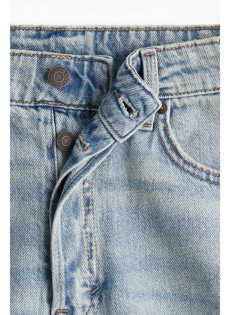 اتش اند ام High Knee Denim shorts