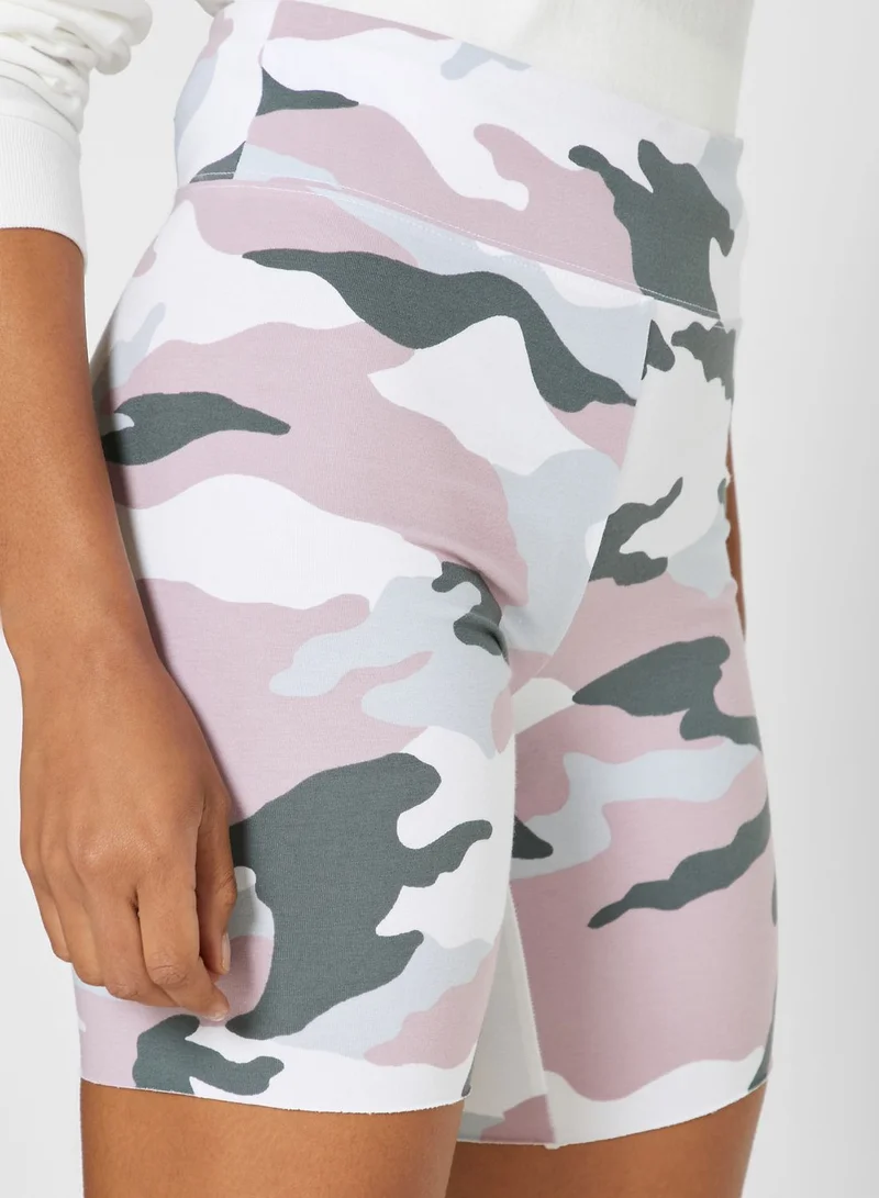 FOREVER 21 Camo Print Biker Shorts