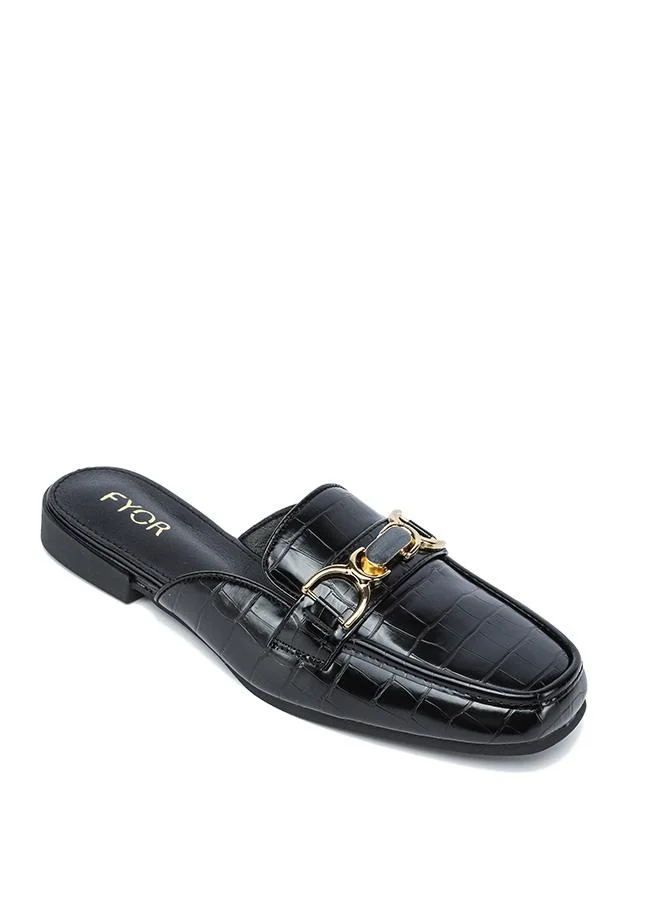 فايور Stylish Chain-Detail Flat Sandal AJ 009