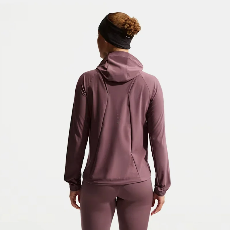 نايكي Women's Swift Repel Running Jacket
