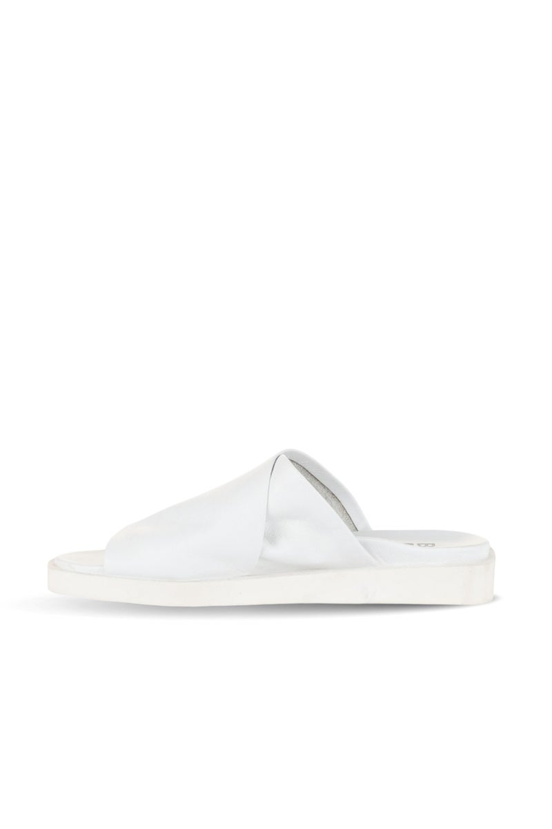 Bueno Everyday Low Heel Slide - Image 3