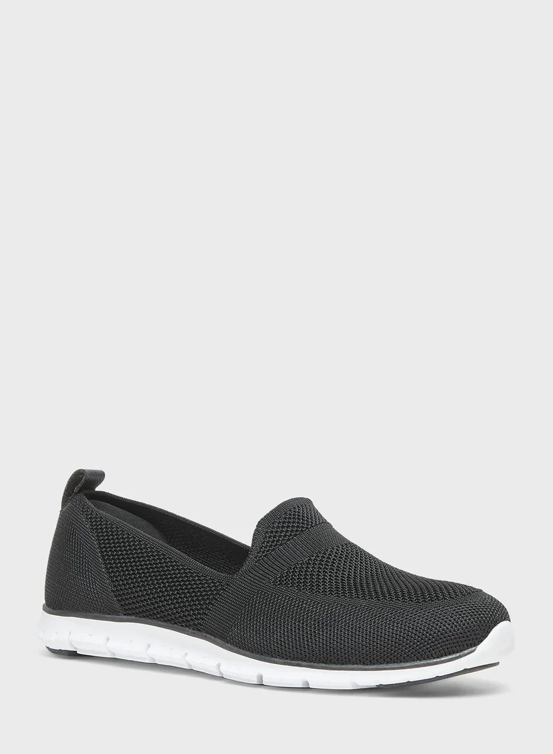 Le Confort Casual Slip Ons