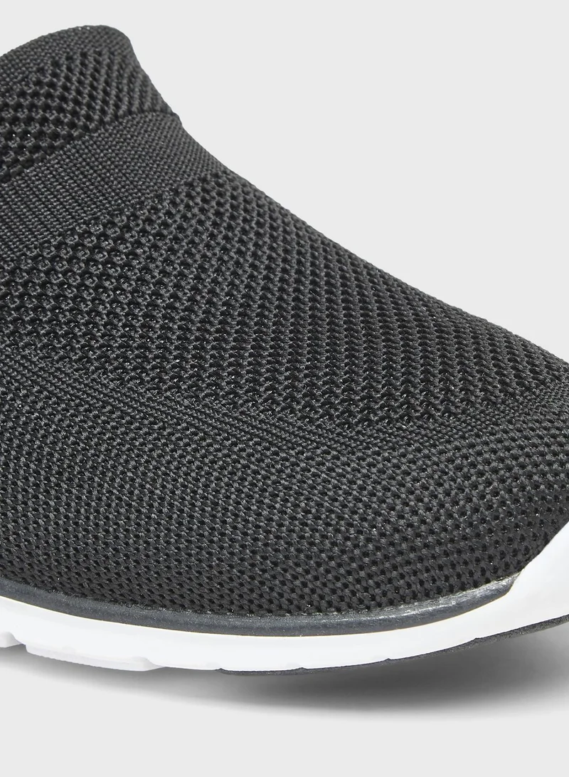 Le Confort Casual Slip Ons