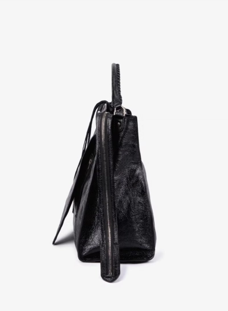 جي تي GROTTO Lapel bag large capacity simple commuter handbag shoulder messenger bag - Image 4