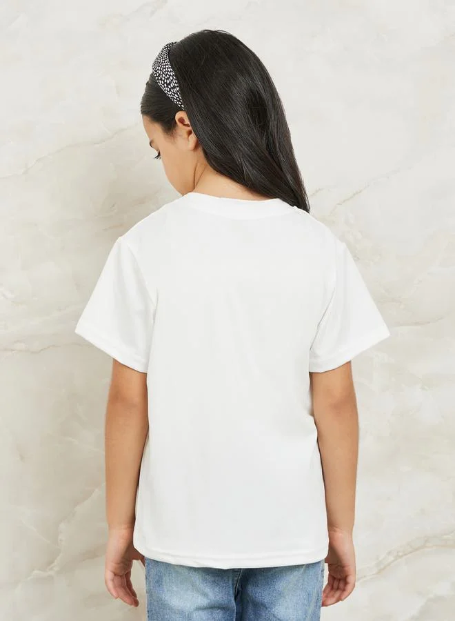 Styli Bow Applique Round Neck T-Shirt