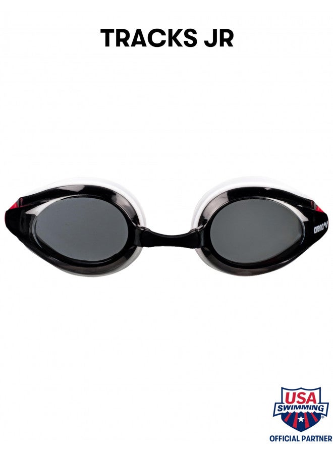 arena نظارات سباحة أساسية للسباحين الشباب من أرينّا تتناسب مع الجنسين، للأطفال من 6-12 سنة، عدسات غير عاكسة ومغطاة بمادة مضادة للضباب، دخاني/أبيض/أحمر - Image 2