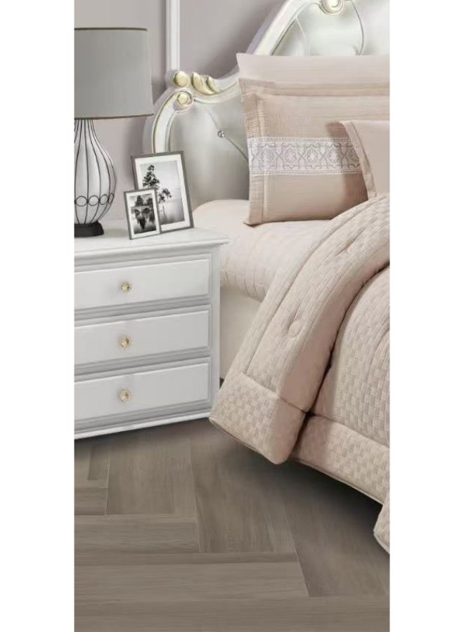 لوفيرا طقم مفرش نفرين ملكي لحاف قماش متين وناعم ونقشة عصرية 8 قطع مقاس 240*260 سم - Image 2