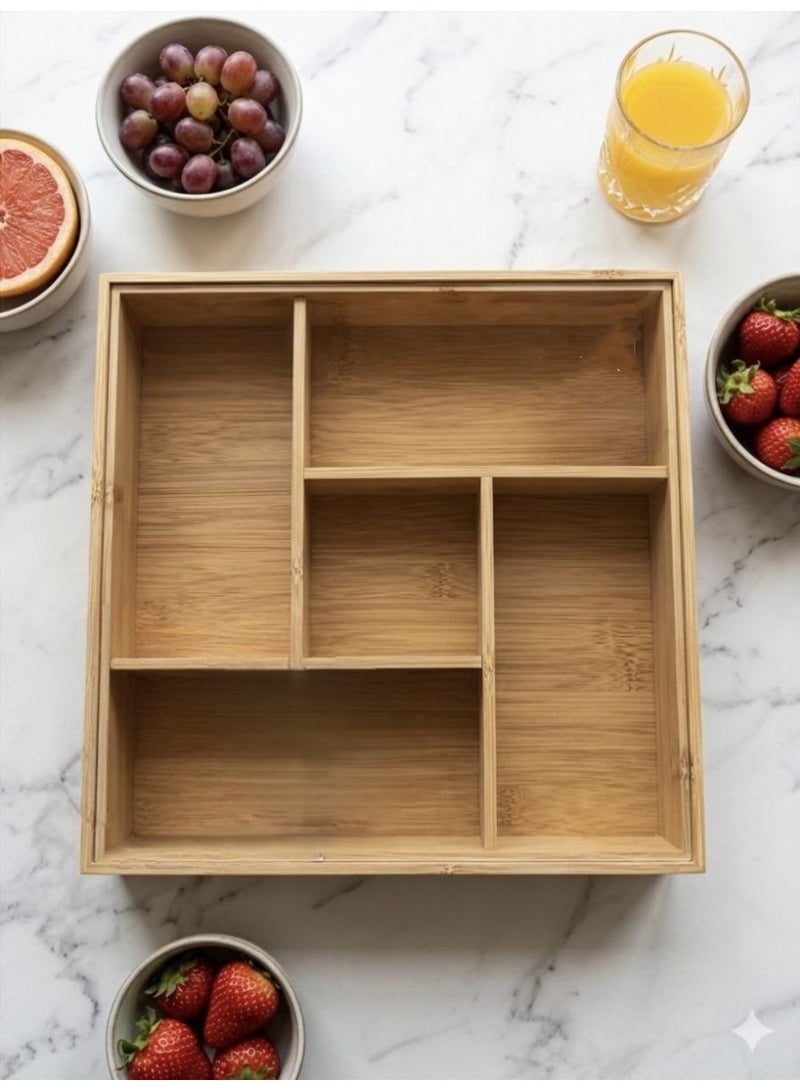 Wooden snack plate divided into 5 compartments, 25*25*5