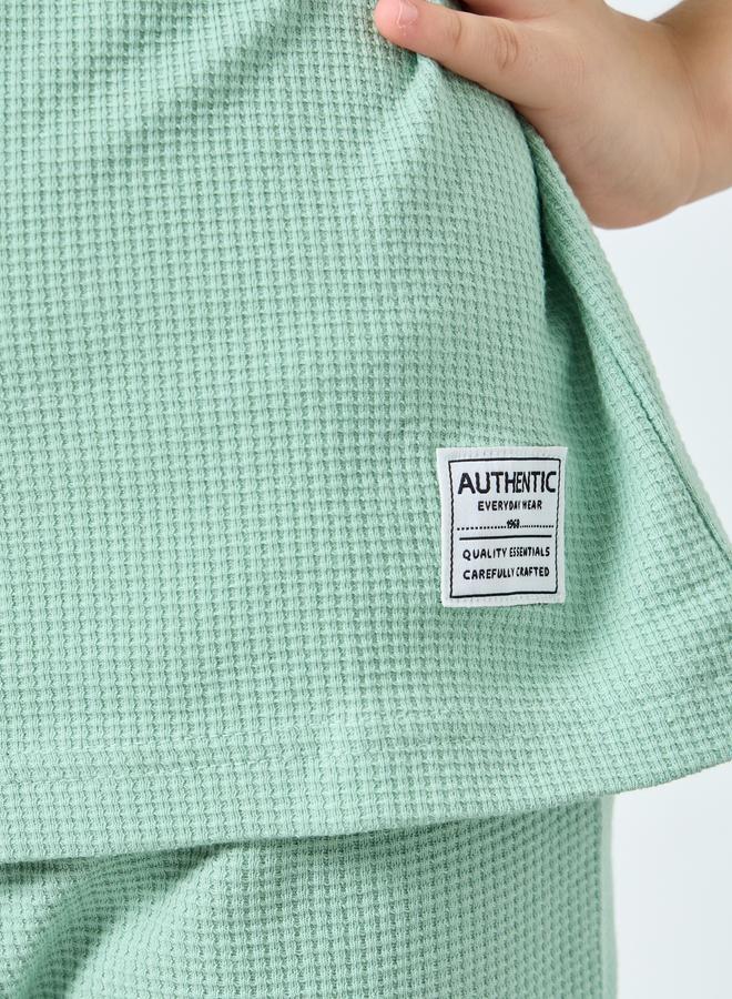 ستايلي طقم من بنطال جوغر وبلوزة محبوكة - Image 4