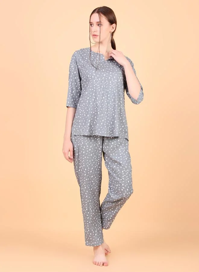 تايك تو طقم بيجاما من بنطال وبلوزة رايون بطبعة منقطة