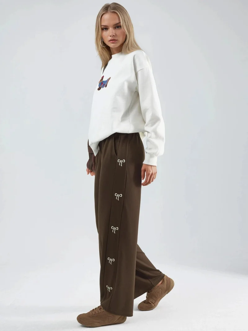 زوبعة بنطلون مودال بلمسة فيونكة مفصل من مجموعة بيرسان