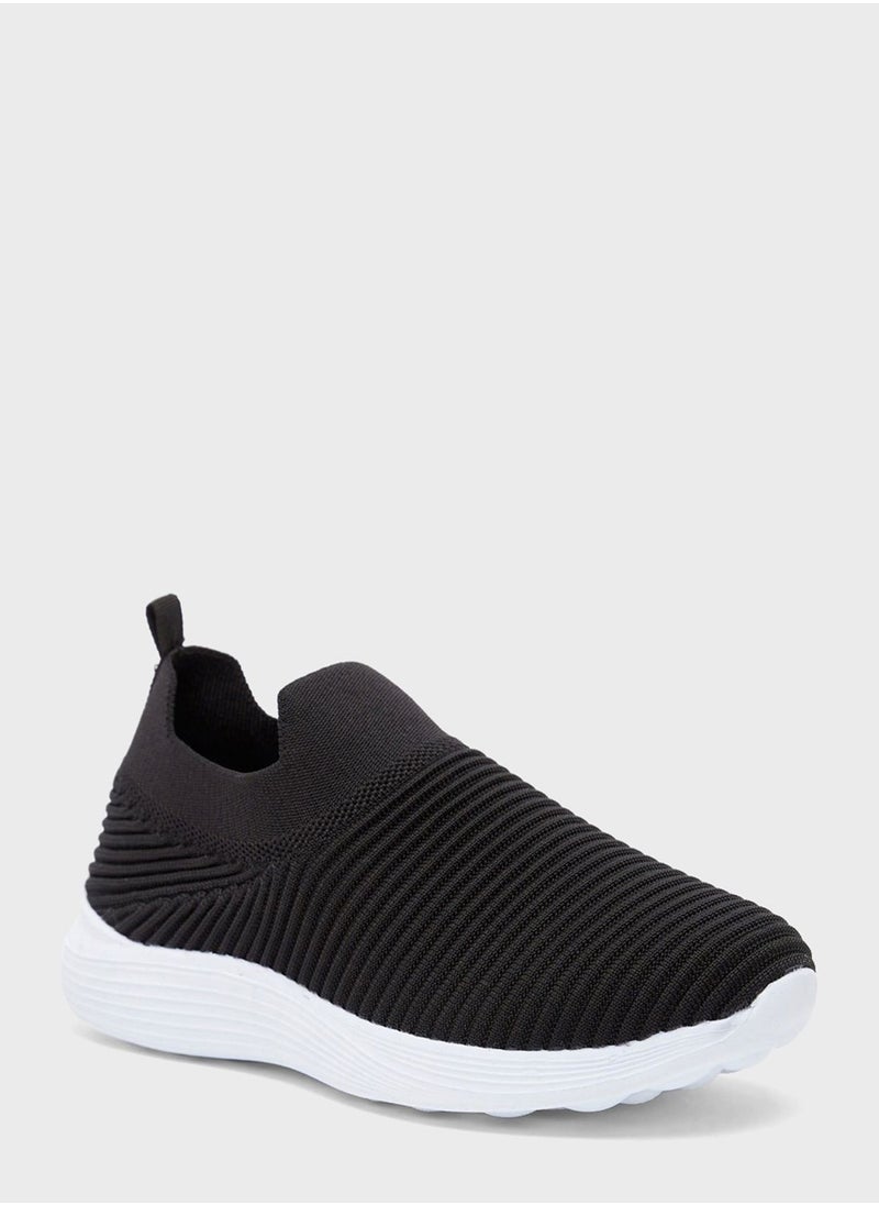 shoexpress - Casual Slip On Sneakers - Image 1