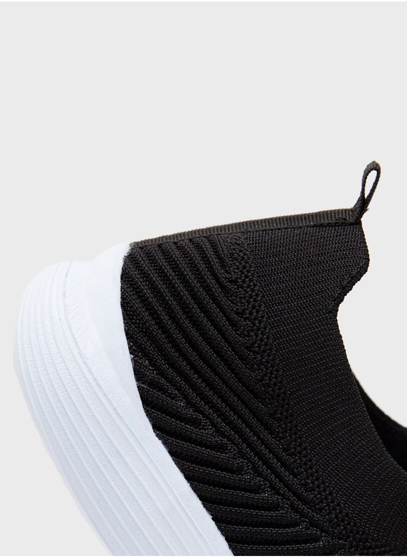 shoexpress - Casual Slip On Sneakers - Image 1