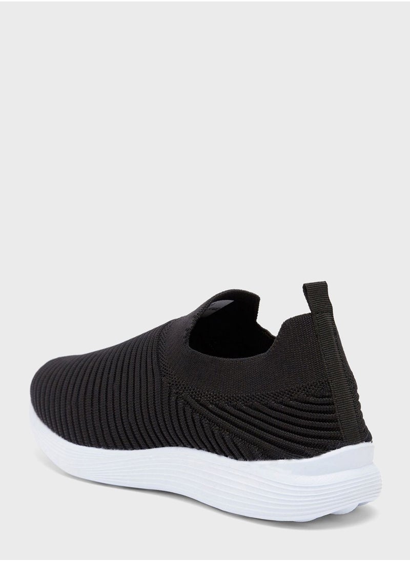 shoexpress - Casual Slip On Sneakers - Image 1