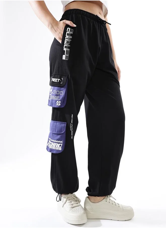 هوبرهولمي Women Track Pants in Multicolor featuring Jogger fit with a colourblocked pattern, no sleeves, regular length, secured with elasicated + drawstring closure, crafted from terry – perfect for elevating your everyday style.
