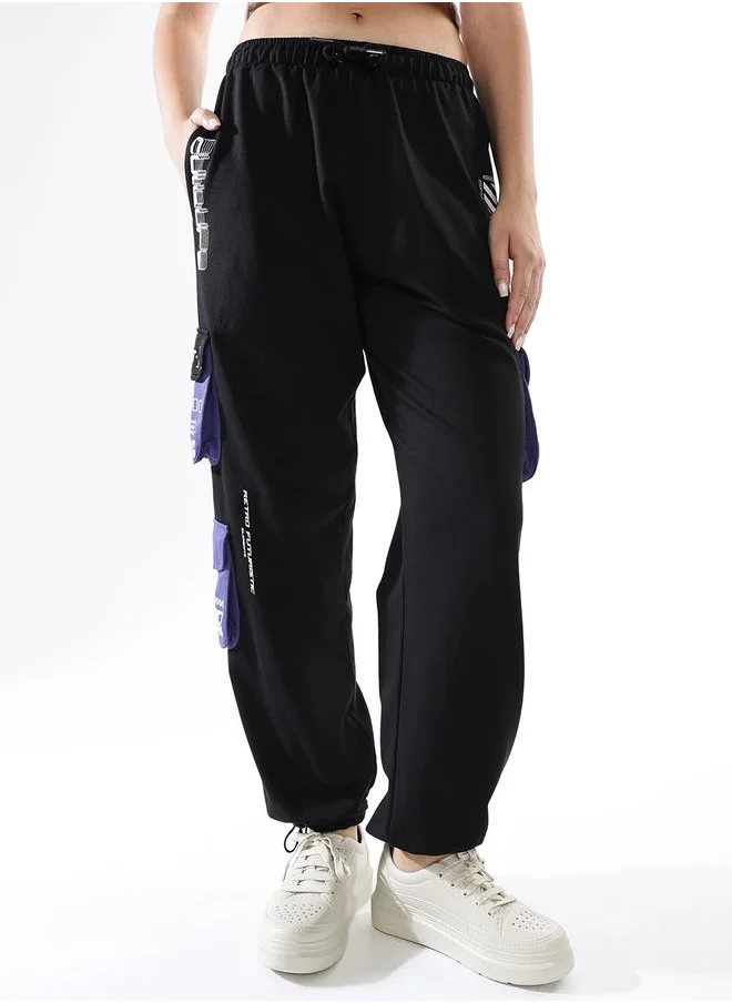 هوبرهولمي Women Track Pants in Multicolor featuring Jogger fit with a colourblocked pattern, no sleeves, regular length, secured with elasicated + drawstring closure, crafted from terry – perfect for elevating your everyday style.