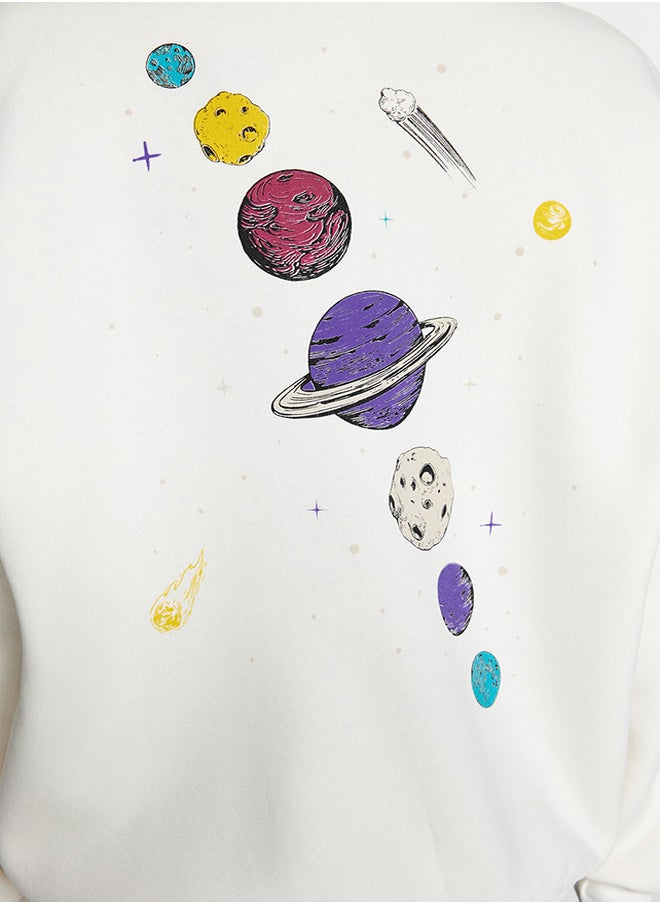 trendyol - White Thick Inside Fleece Printed Crew Neck Regular/Normal Fit Knitted Sweatshirt TWOAW24SW00175 - Image 1