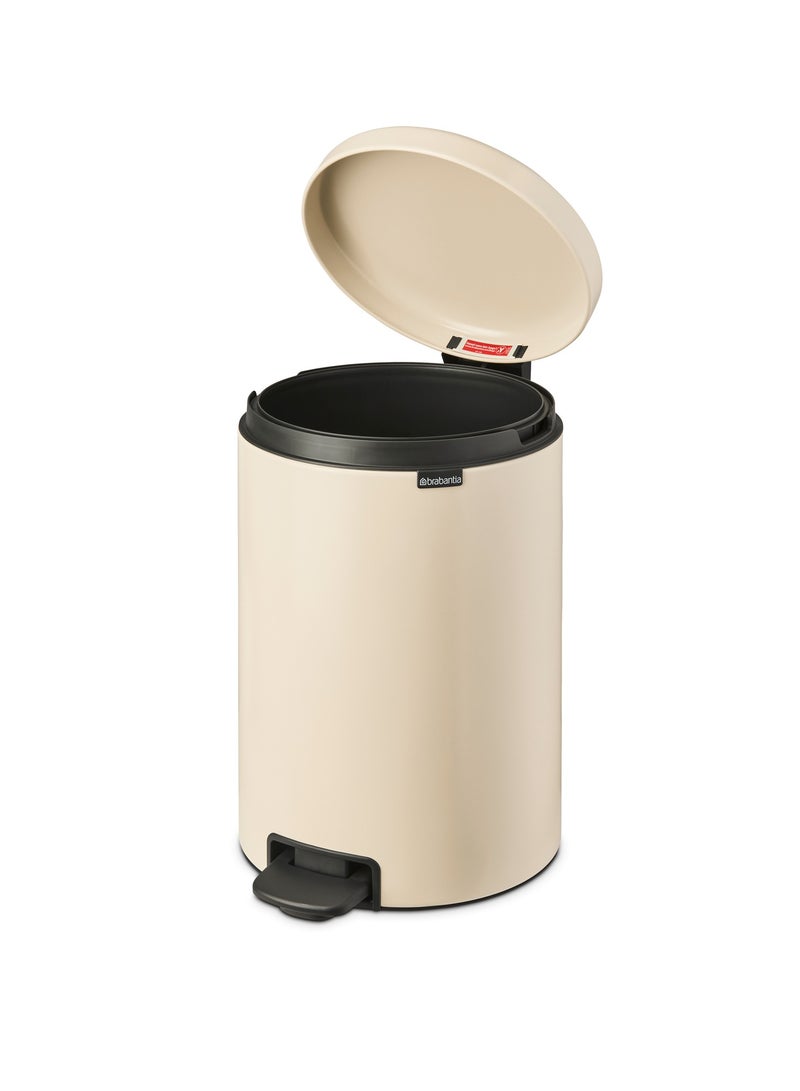 brabantia NewIcon Pedal Bin, 20 litre, Soft Closing, Plastic Inner Bucket - Soft Beige  - Image 3
