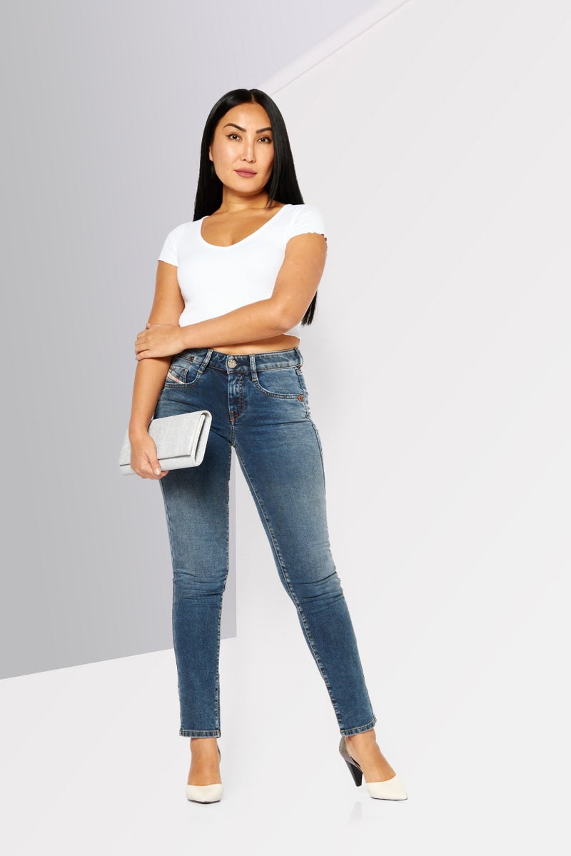 DIESEL Women Slim Fit Washed Stretchable Denim Jeans, Blue - Image 4