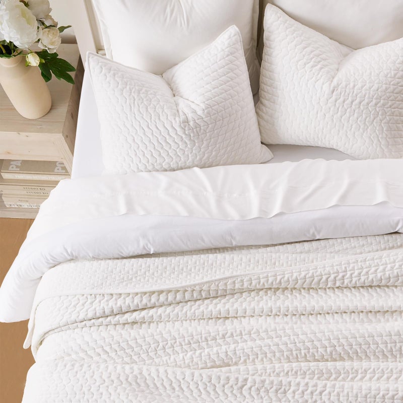 EVERGRACEHOME EverGrace Luxury Quilt Set King Size 3 Piece, Soft Cross-Stitch Comforter Set with Pillow Shams, Lightweight Coverlet Bedspread for All Seasons, Bright White - Image 2