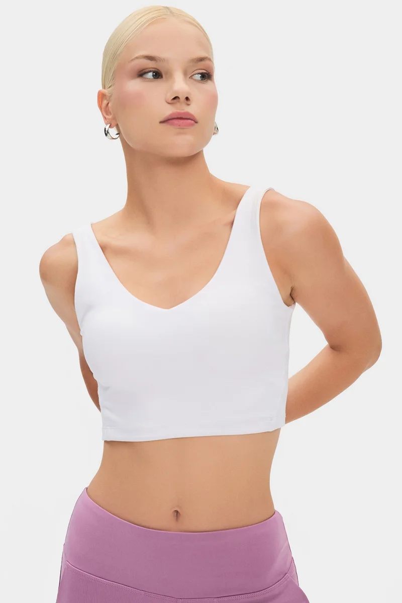 جويستار Women's Black V Neck Lightly Supported Covered Thick Strap Sports Bra