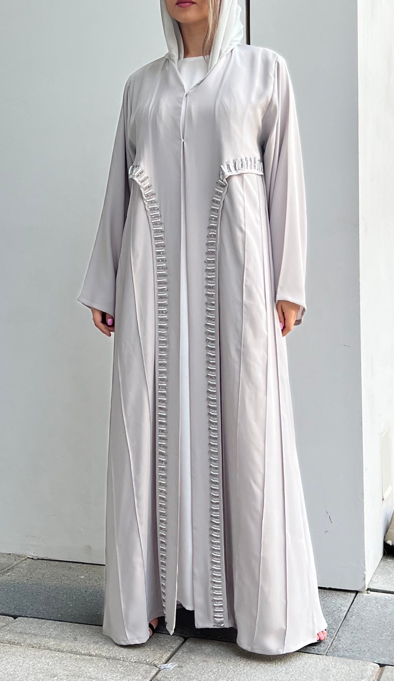 Moistreet Embroidered Open Front Abaya - Image 3