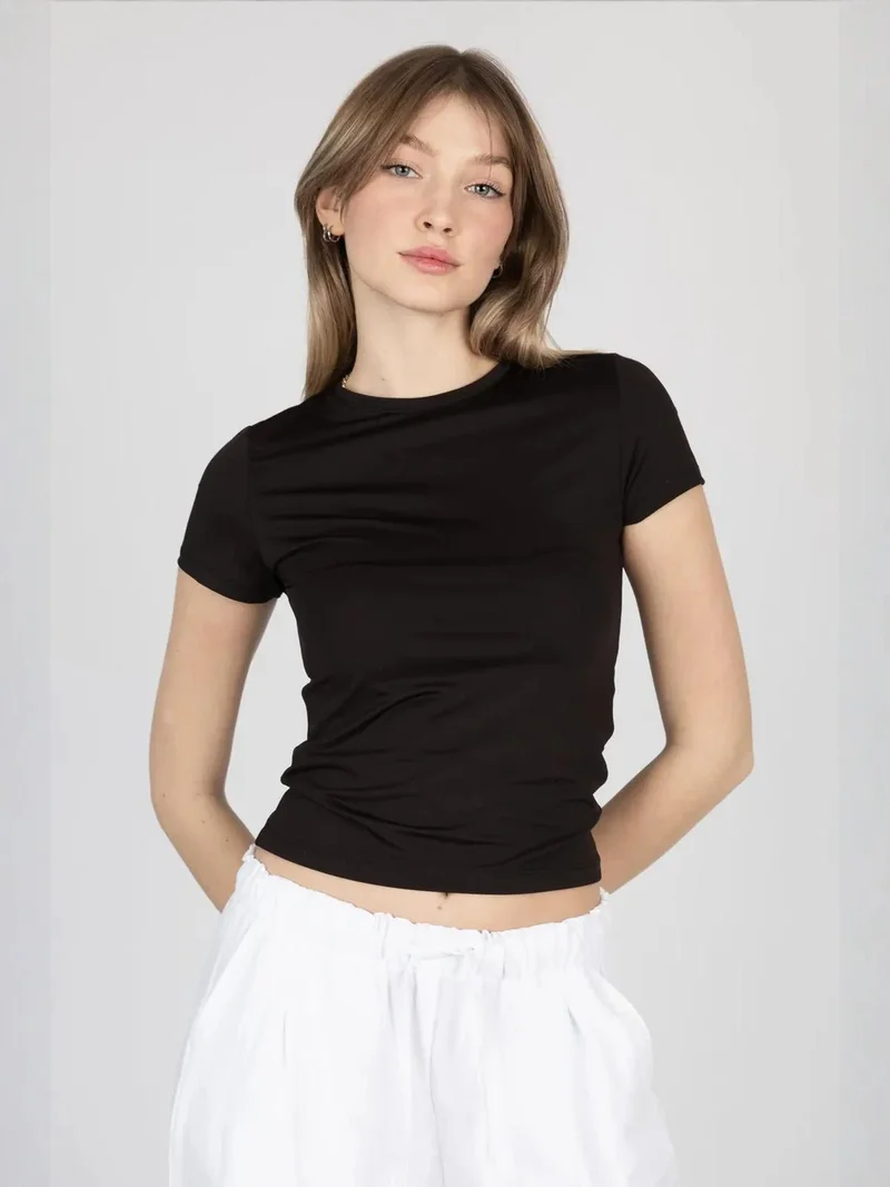 هيكاب تيشيرت أساسي بياقة دائرية