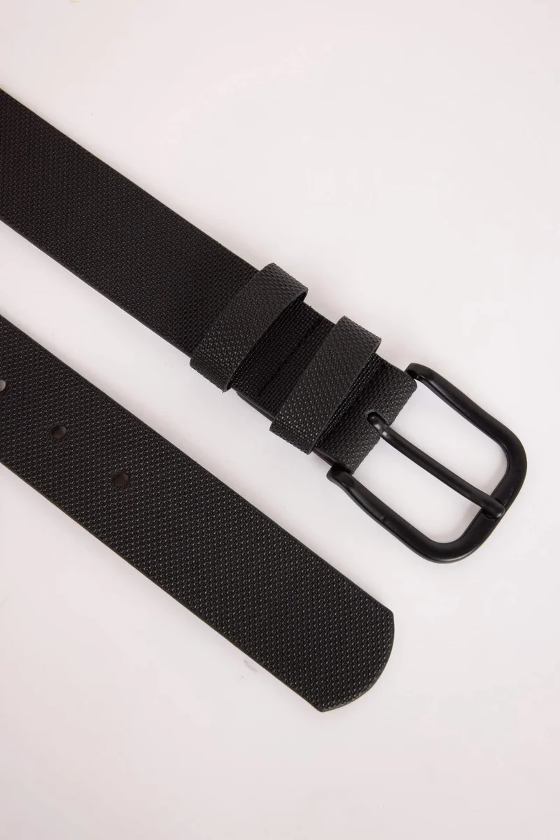 ديفاكتو Man Oval Buckle Faux Leather Denim Belt