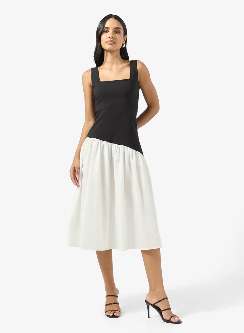 جينجر فستان بخصر منسدل ورقبة مربعة بلون واحد - Image 1