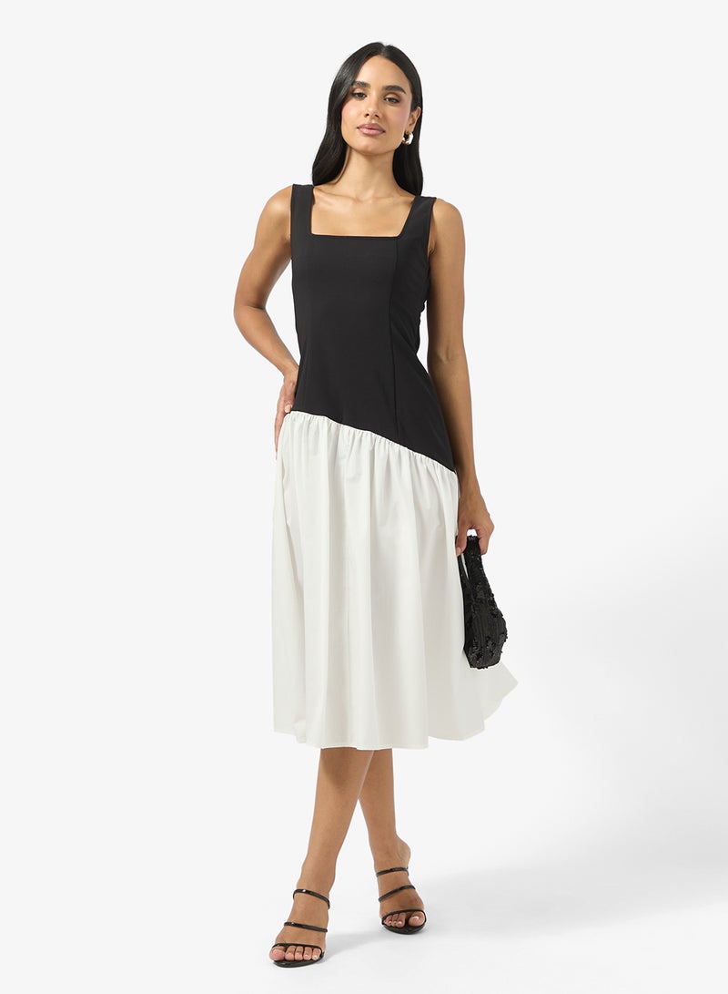 جينجر فستان بخصر منسدل ورقبة مربعة بلون واحد - Image 4