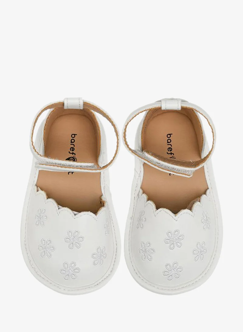 بيرفيت Shoes With Hook & Loop Closure, Floral Embroidery